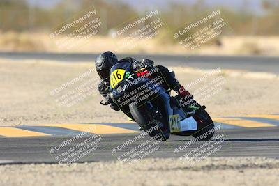 media/Jan-10-2025-CVMA Friday Practice (Fri) [[489e0da257]]/Group 4 and Trackday/Session 5 (Turn 7)/